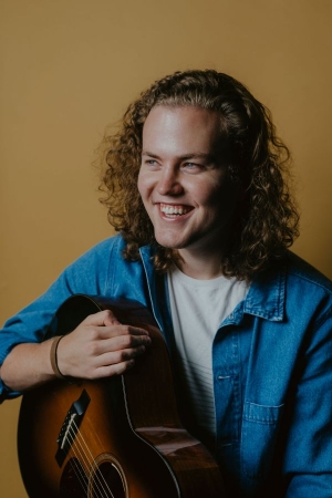08/04/2021 | LIVE Music with Sam Robbins | Bigelow Free Public Library
